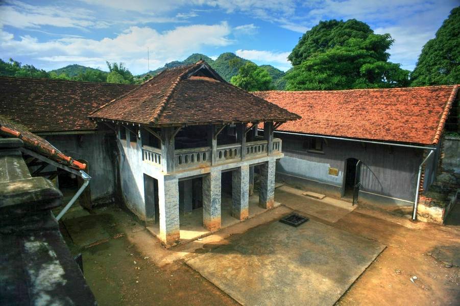 Nhà tù Sơn La