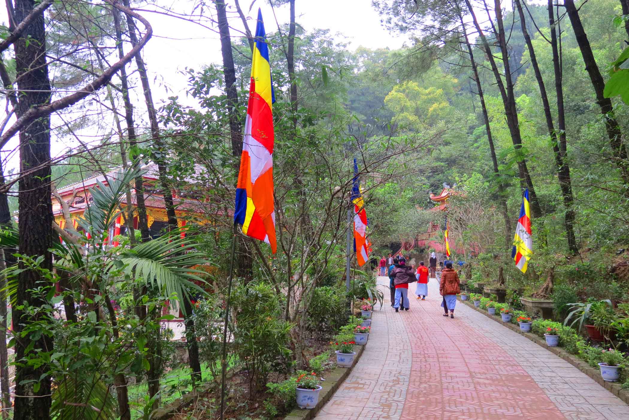 Chùa Hang Hà Tĩnh