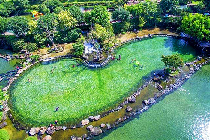 cong vien suoi mo