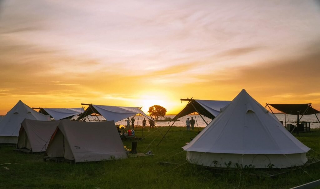 camping hồ dầu tiếng