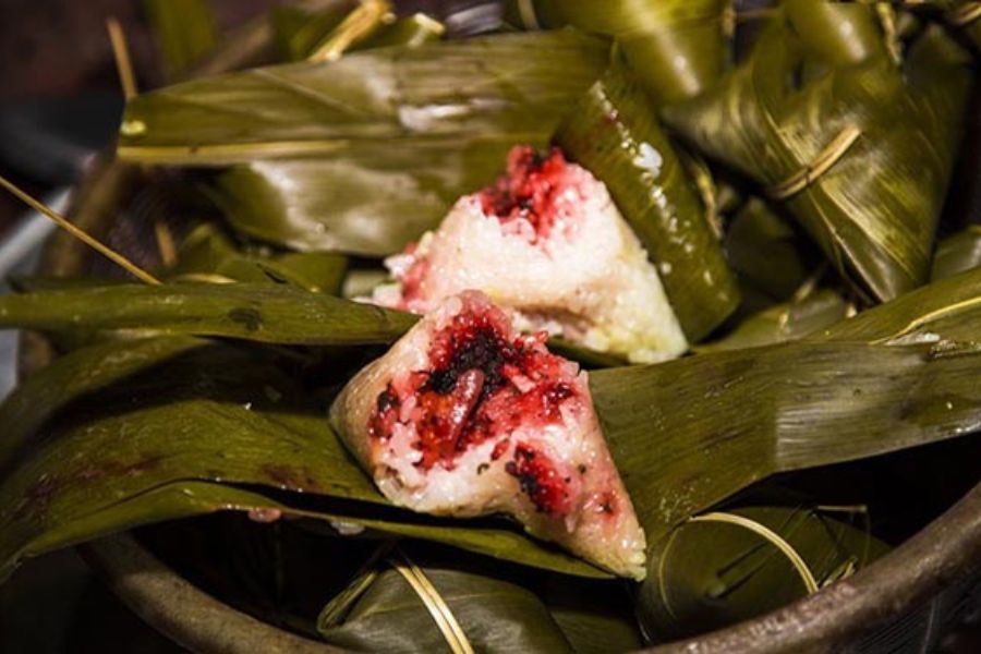 Bánh Cooc Mò - Món Ngọt Của Người Tày